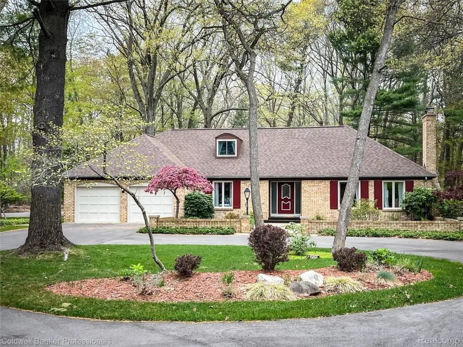 3969 Braeburn Drive, Norton Shores, MI 49441 - #2