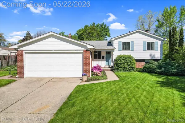 38743 Arcola Drive, SterlingHeights, MI 48312