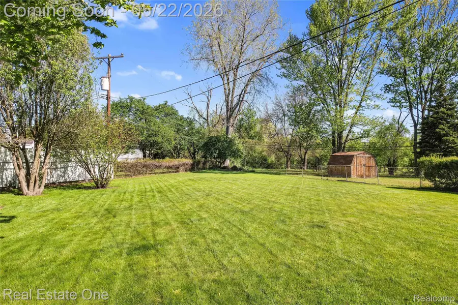 38743 Arcola Drive, Sterling Heights, MI 48312 - #3