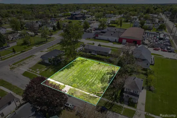 1016 Humphrey Street, Monroe, MI 48161