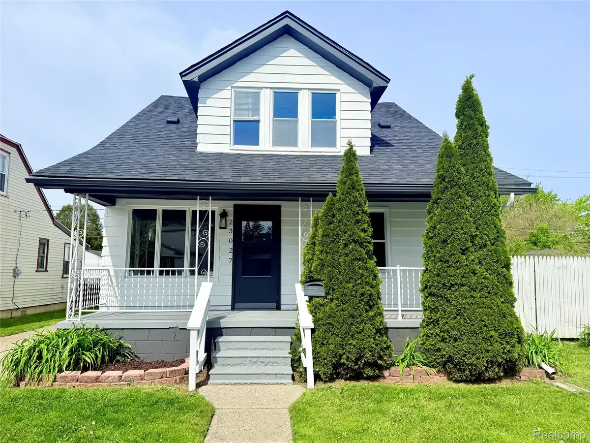 23027 Tuscany Avenue, Eastpointe, MI 48021 - #1