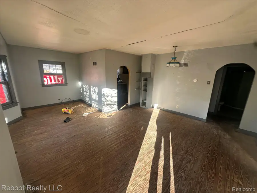 1940 Robinwood Avenue, Saginaw, MI 48601 - #3