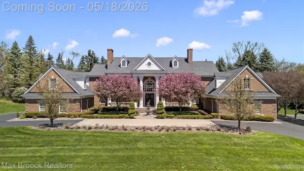 528 Barrington Court, BloomfieldHills, MI 48304