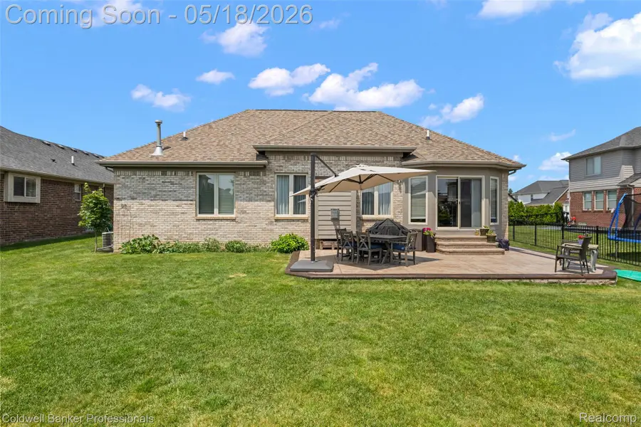 16532 Moore Park Road, Macomb, MI 48044 - #2