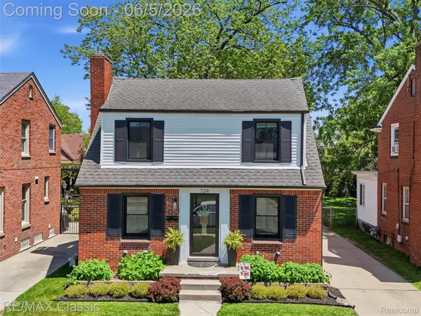 724 N Mildred Street, Dearborn, MI 48128
