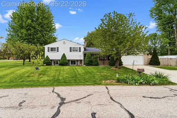 4821 Shelbyshire Drive, Utica, MI 48316
