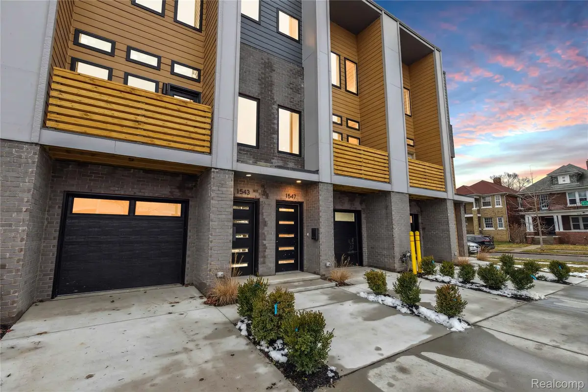1703 Pallister #30, Detroit, MI 48206 - #1