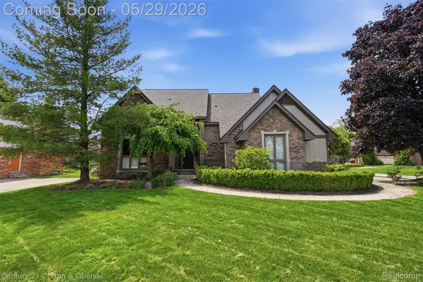 35975 King Edward Drive, FarmingtonHills, MI 48331