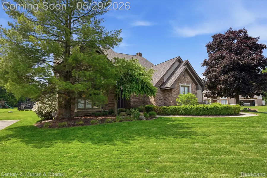 35975 King Edward Drive, Farmington Hills, MI 48331 - #3