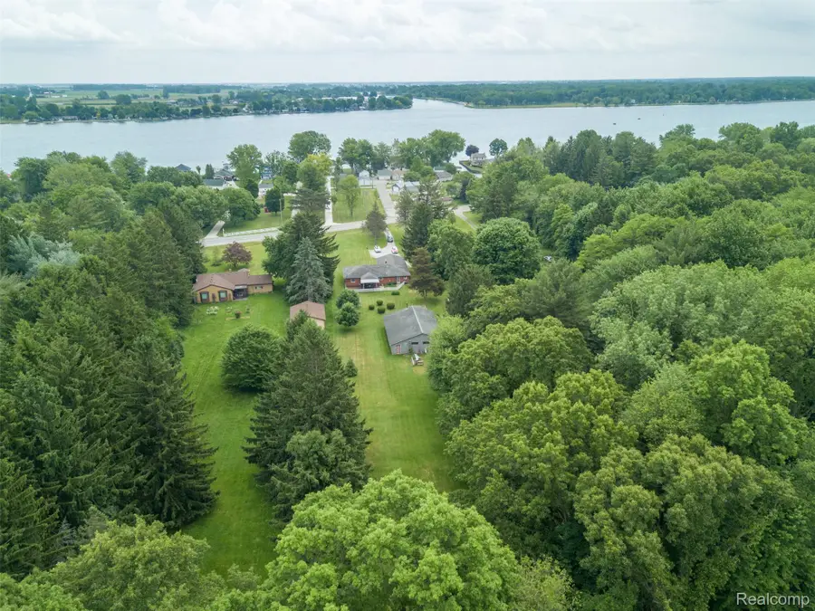 9404 River Road, Algonac, MI 48001 - #3