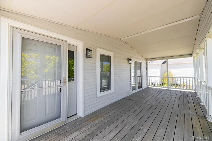 11160 Chestnut Run Court, South Lyon, MI 48178 - #2