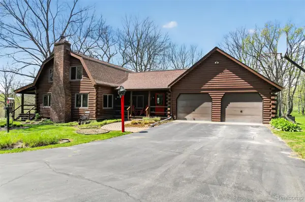 2997 Brighton Road, Howell, MI 48843