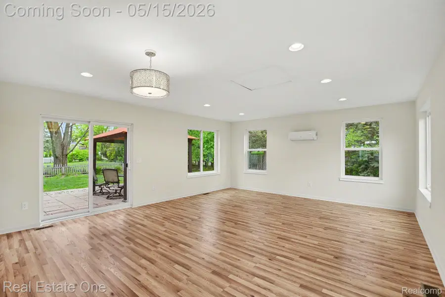 1749 Freemont Drive, Troy, MI 48098 - #3
