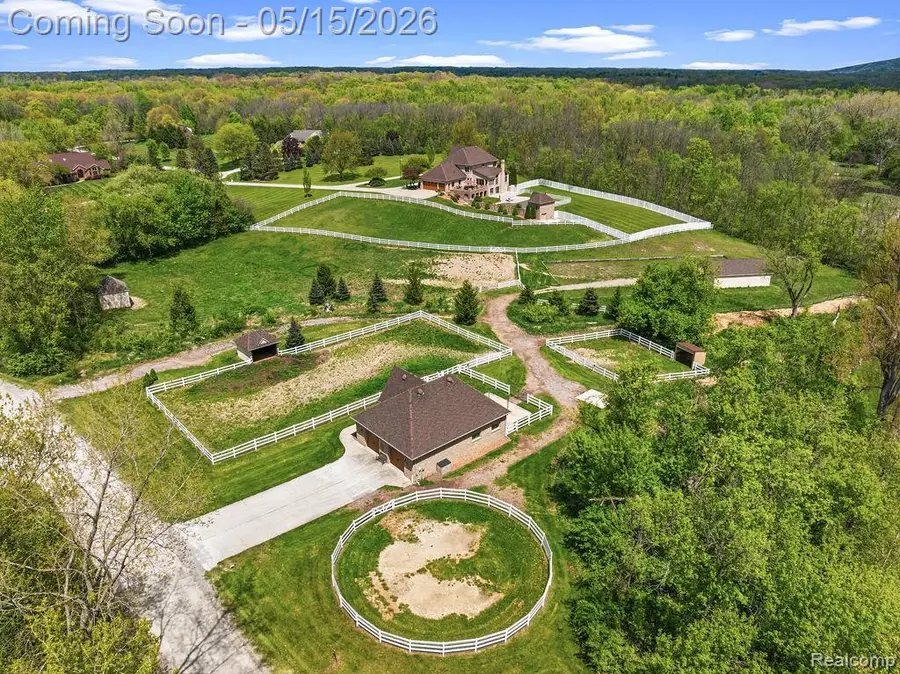 7374 Fox Hill Lane, Northville, MI 48168 - #2