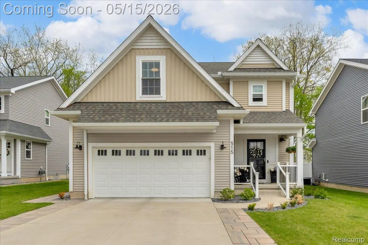 515 S Winding Drive, Waterford, MI 48328 - #1