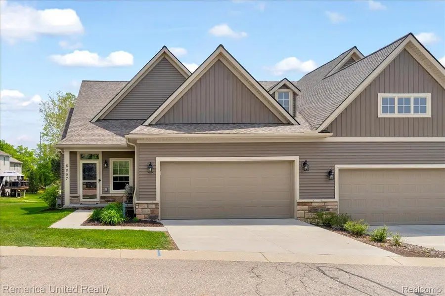 8057 Timber Trail, White Lake, MI 48386 - #2