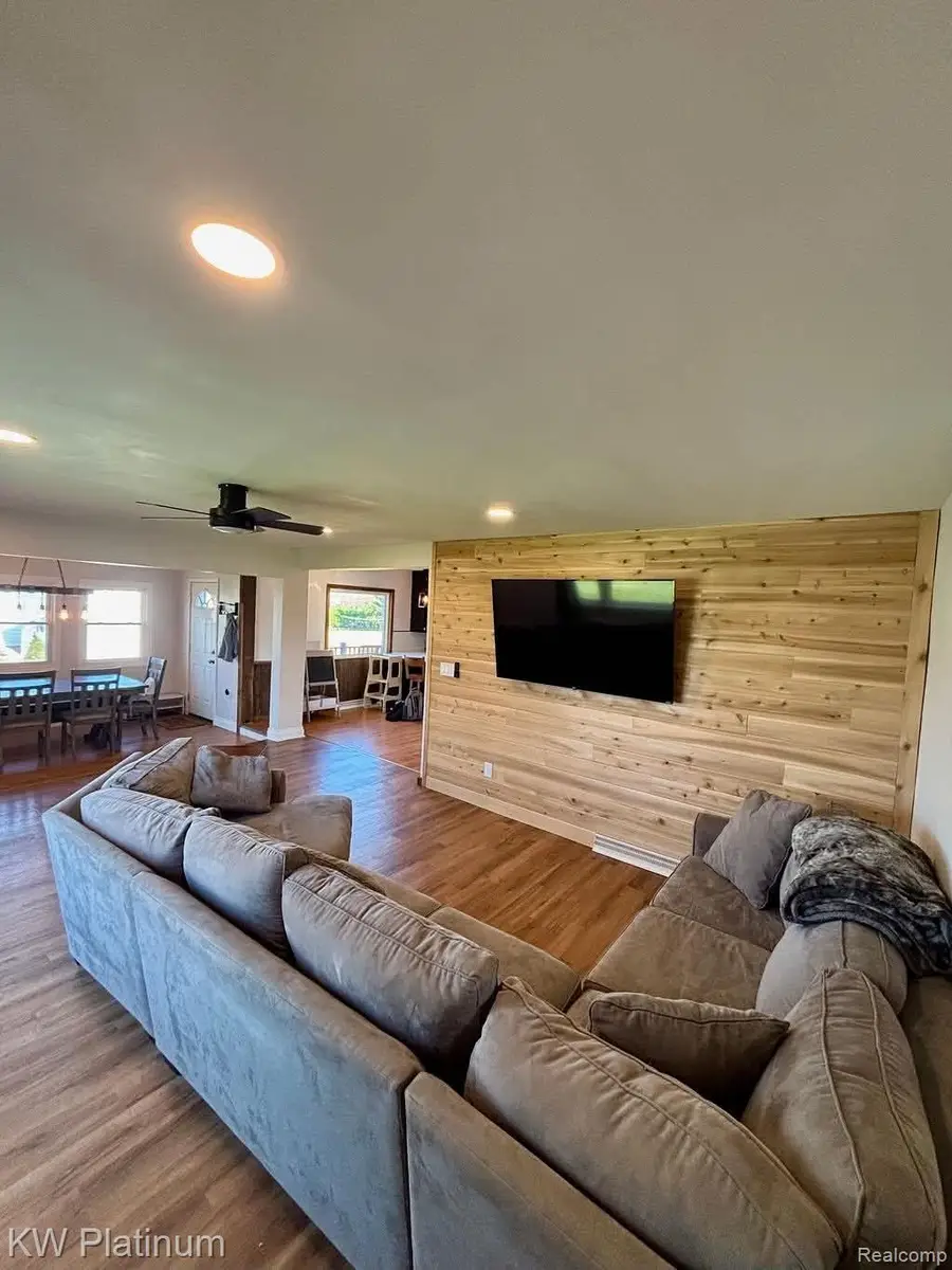 3261 Keewahdin Road, Fort Gratiot, MI 48059 - #3