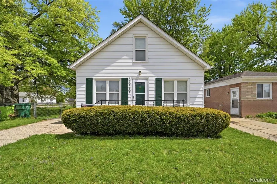 23164 Donald Avenue, Eastpointe, MI 48021 - #2