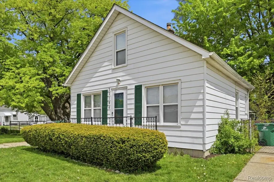 23164 Donald Avenue, Eastpointe, MI 48021 - #3