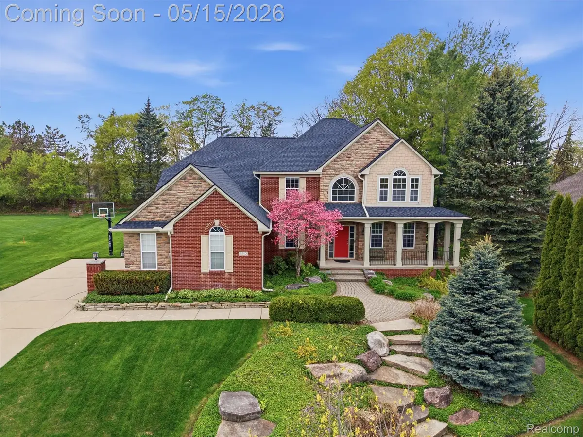 6910 Oakhurst Ridge Road, Clarkston, MI 48348 - #1