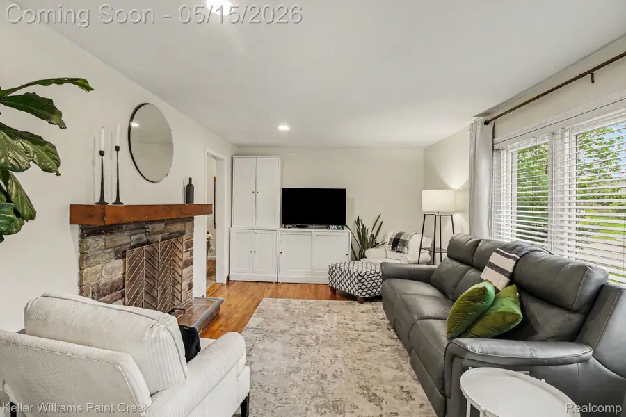 425 Cabinet Street, Milford, MI 48381 - #3