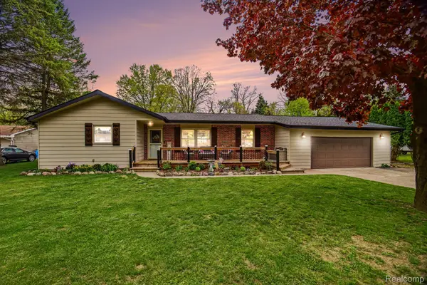 2205 Miark Drive, Lapeer, MI 48446