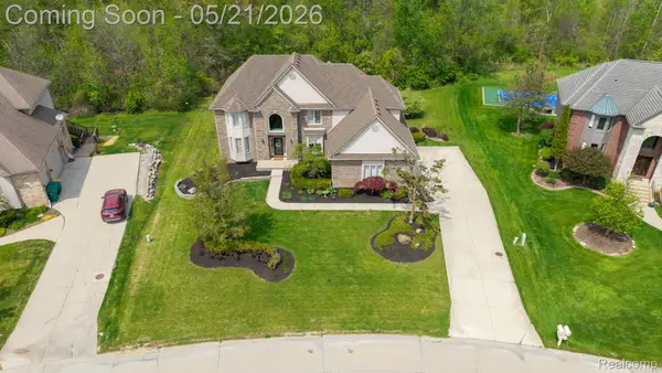 3772 Fawn Drive, Rochester, MI 48306