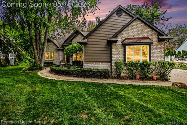 57224 Hidden Timbers Drive, SouthLyon, MI 48178