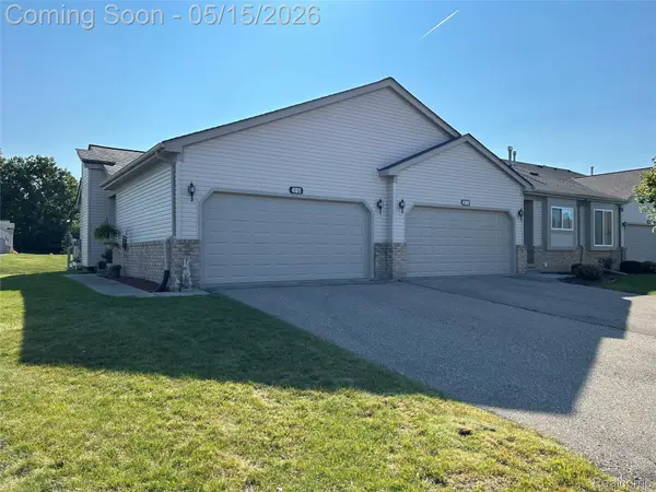 41011 Williams Street #246, GrandBlanc, MI 48439