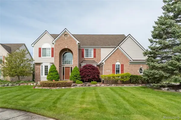 11687 E Hills Drive, Plymouth, MI 48170