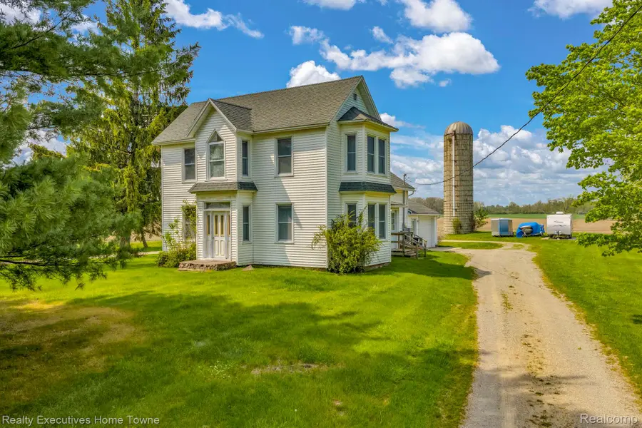 5390 Walker Road, Clyde, MI 48049 - #2