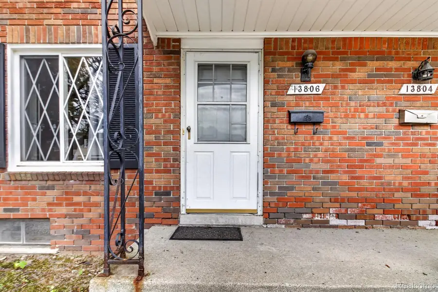 13806 Bonington Drive, Sterling Heights, MI 48312 - #3
