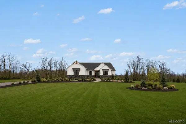 13268 Cousins Court, Washington, MI 48094