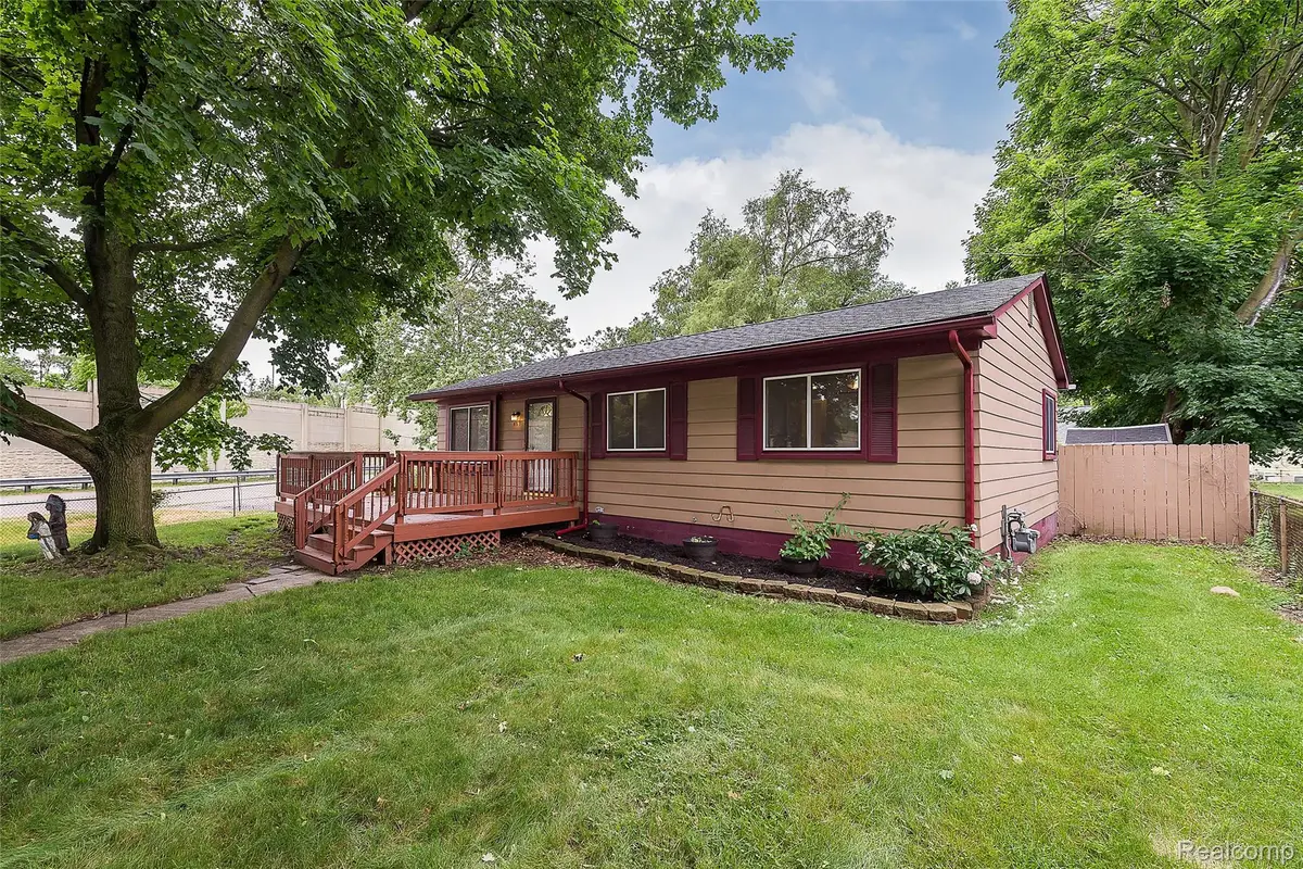 658 Kansas Avenue, Ypsilanti, MI 48198 - #1