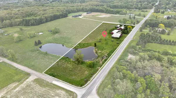 8103 Baldwin Road, Goodrich, MI 48438