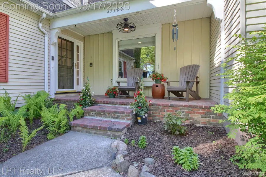 47300 Maplebrook, Northville, MI 48168 - #3