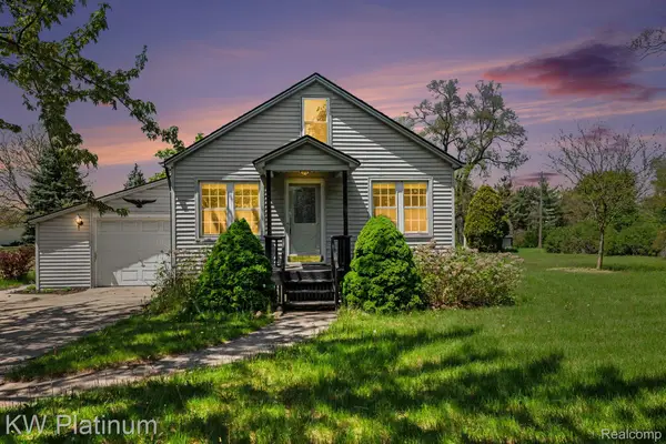 47611 Burton Drive, ShelbyTwp, MI 48317