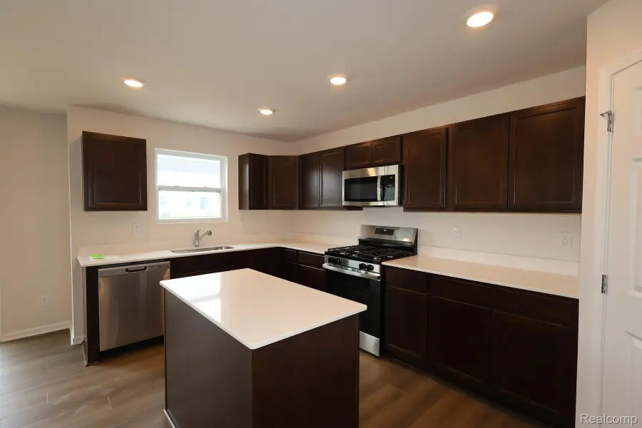 642 Harvest Way, Chelsea, MI 48118 - #3