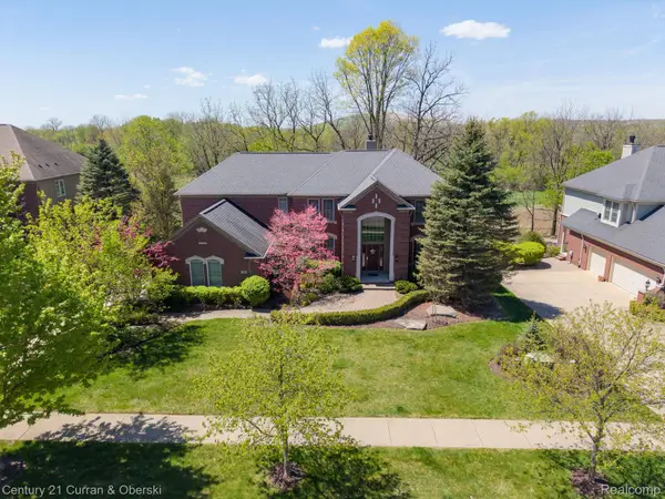 15965 Johnson Creek Drive, Northville, MI 48168