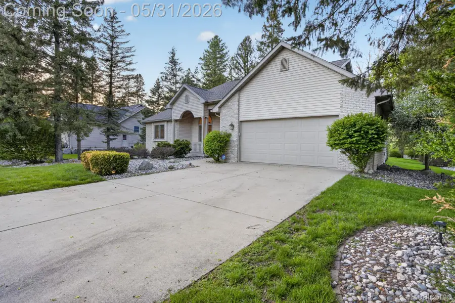 9508 Pine Needle Trail, Flushing, MI 48433 - #3