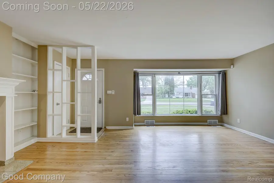 27347 Shagbark Drive, Southfield, MI 48076 - #2