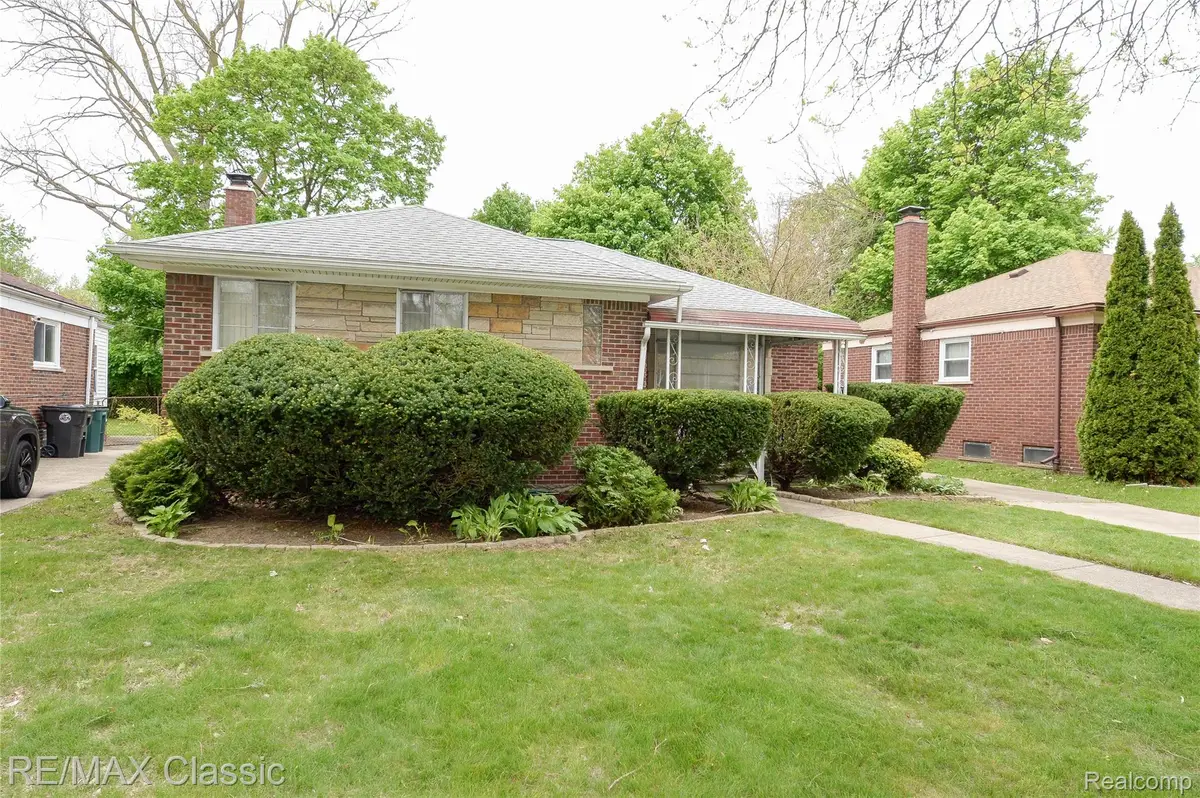 21961 Sussex Street, Oak Park, MI 48237 - #1