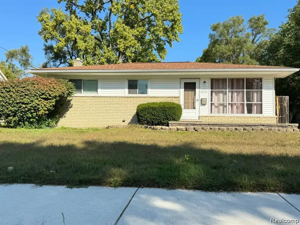 3245 Berkshire Avenue, Warren, MI 48091 - #1