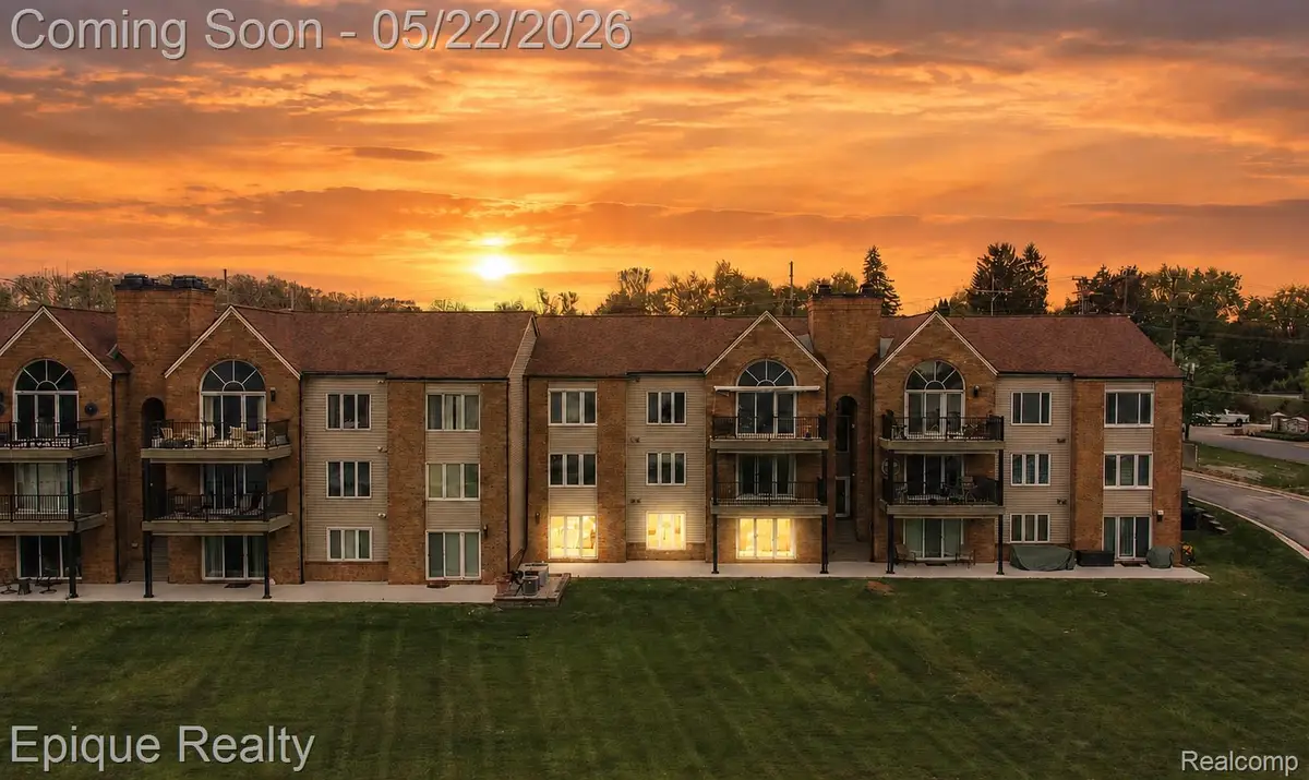 3434 Adams Shore Drive, Waterford, MI 48329 - #1