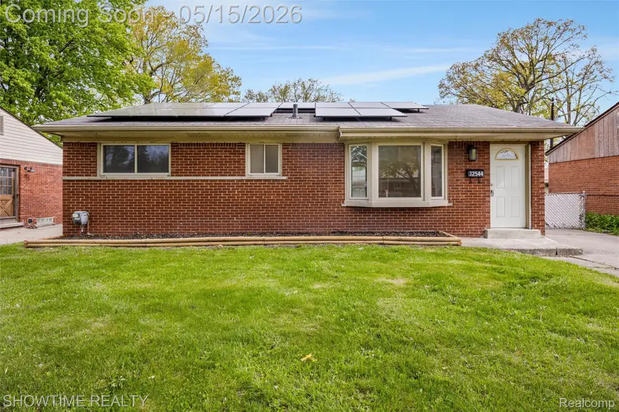 32544 Hazelwood Street, Westland, MI 48186 - #2