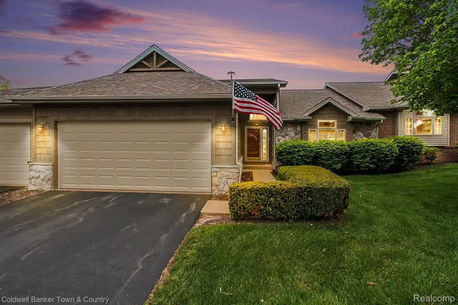2246 Willow Tree Drive, Brighton, MI 48116 - #2