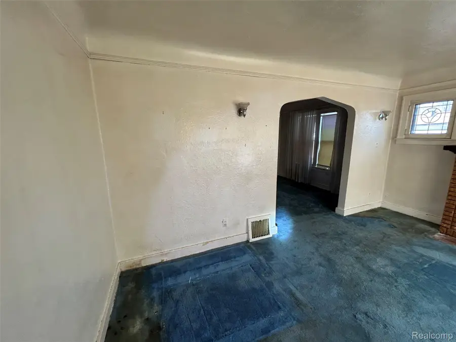 19229 Dequindre Street, Detroit, MI 48234 - #3