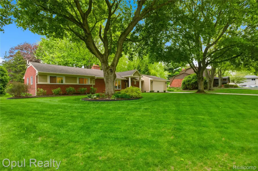 24018 Lynwood Drive, Novi, MI 48374 - #3