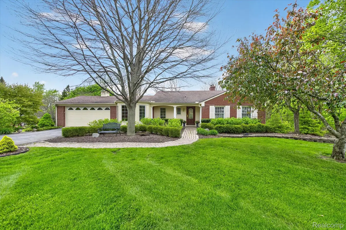 13960 Ridgewood Drive, Plymouth, MI 48170 - #1