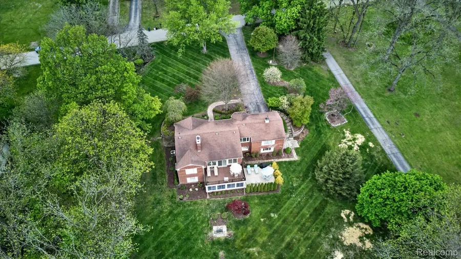 13960 Ridgewood Drive, Plymouth, MI 48170 - #3